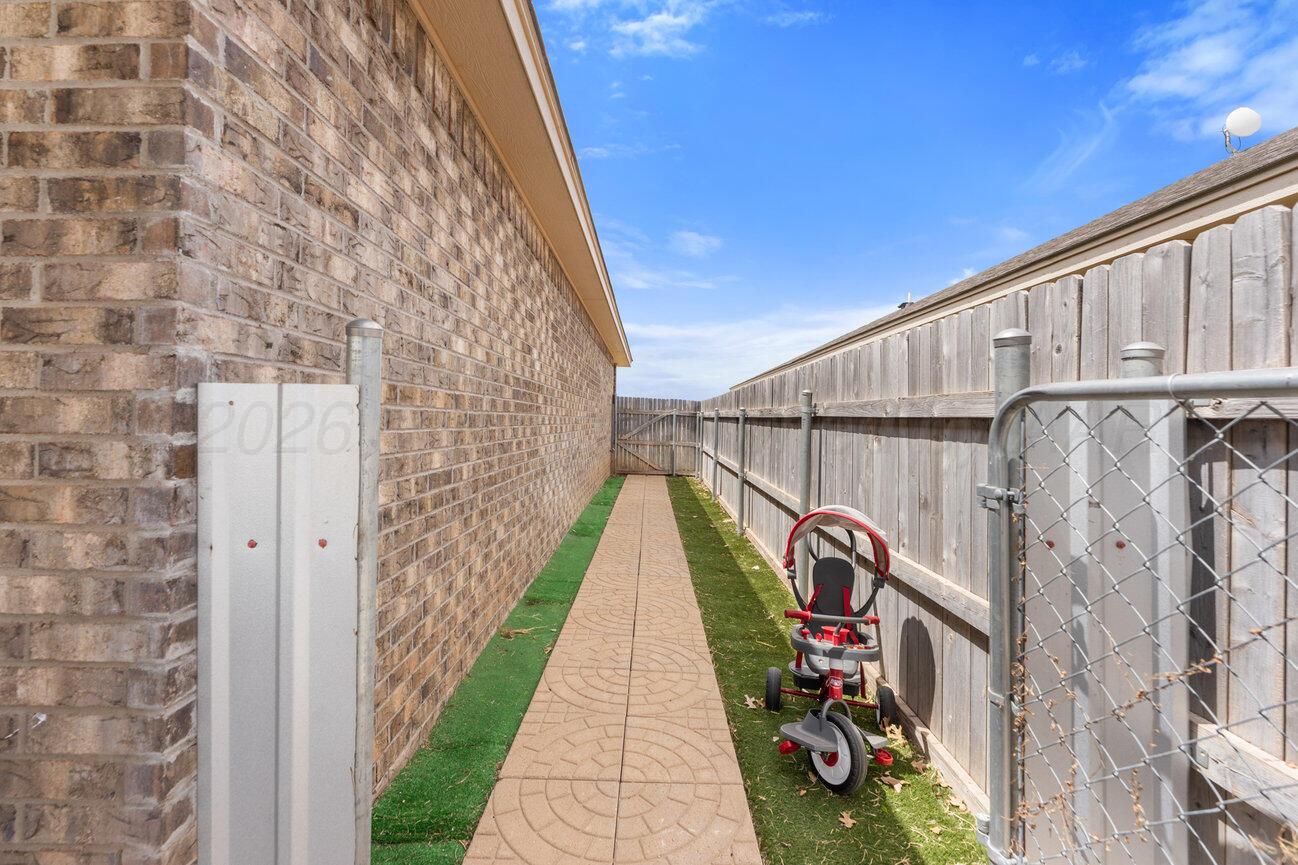 104 Western Street Claude, TX 79019 - Photo 34 of 34 Side Yard-2