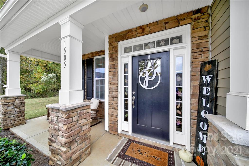 1505 Hedge Apple Road Clover, SC 29710 - Photo 2 of 45 Gallery Image 2