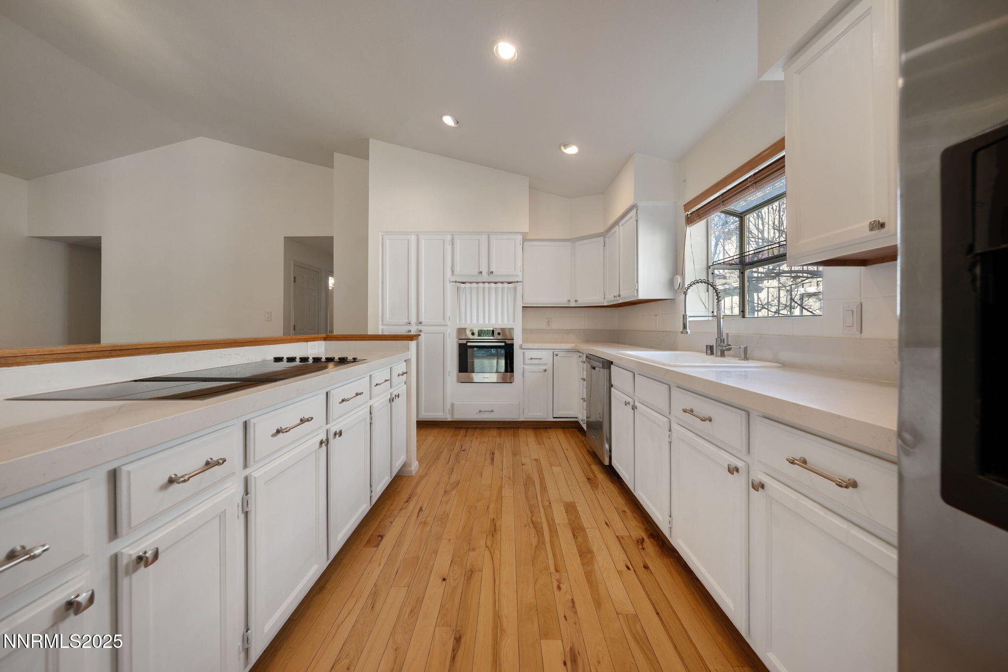 3680 Ranch Crest Drive Reno, NV 89509 - Photo 10 of 53 57-web-or-mls-3680 Ranch Crest Kitchen