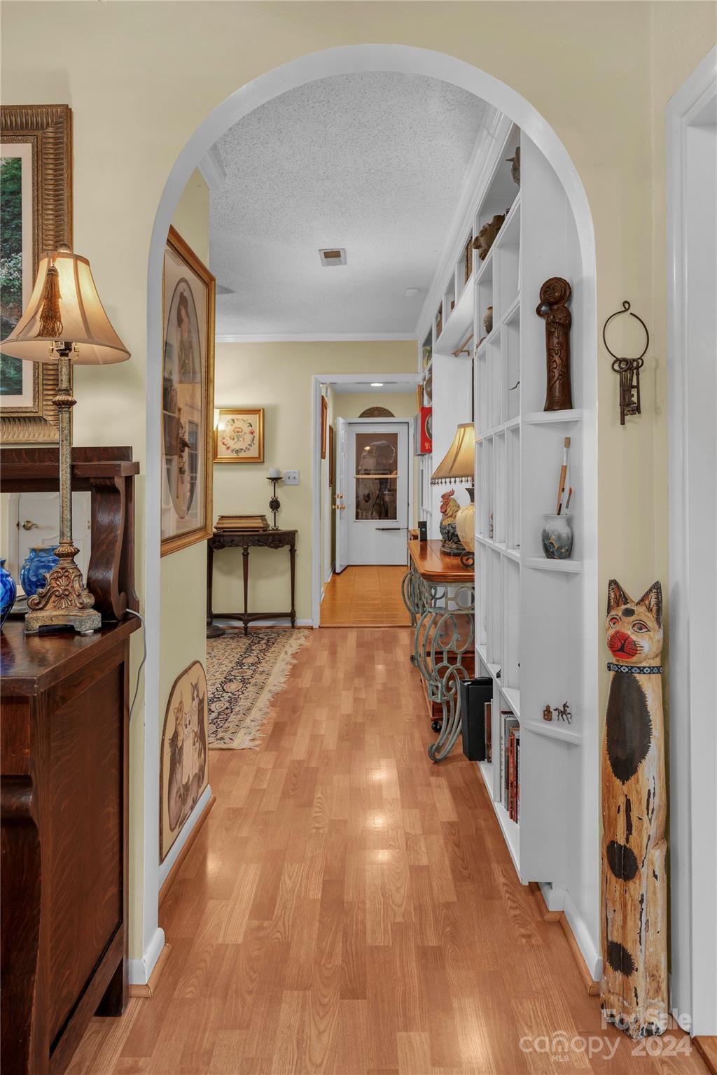 300 Gray Drive Charlotte, NC 28213 - Photo 10 of 40 a view of a living room
