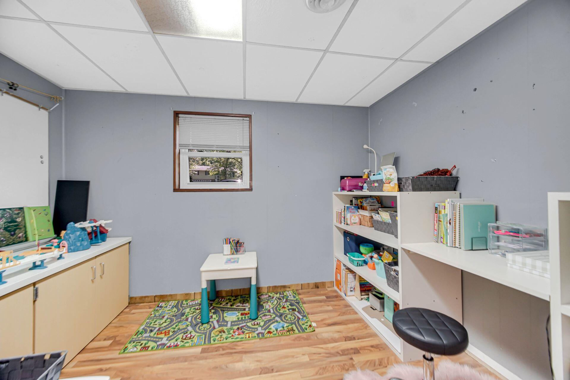 10317 North 486 East, Unit 6 Demotte, IN 46310 - Photo 20 of 29 1920x1280