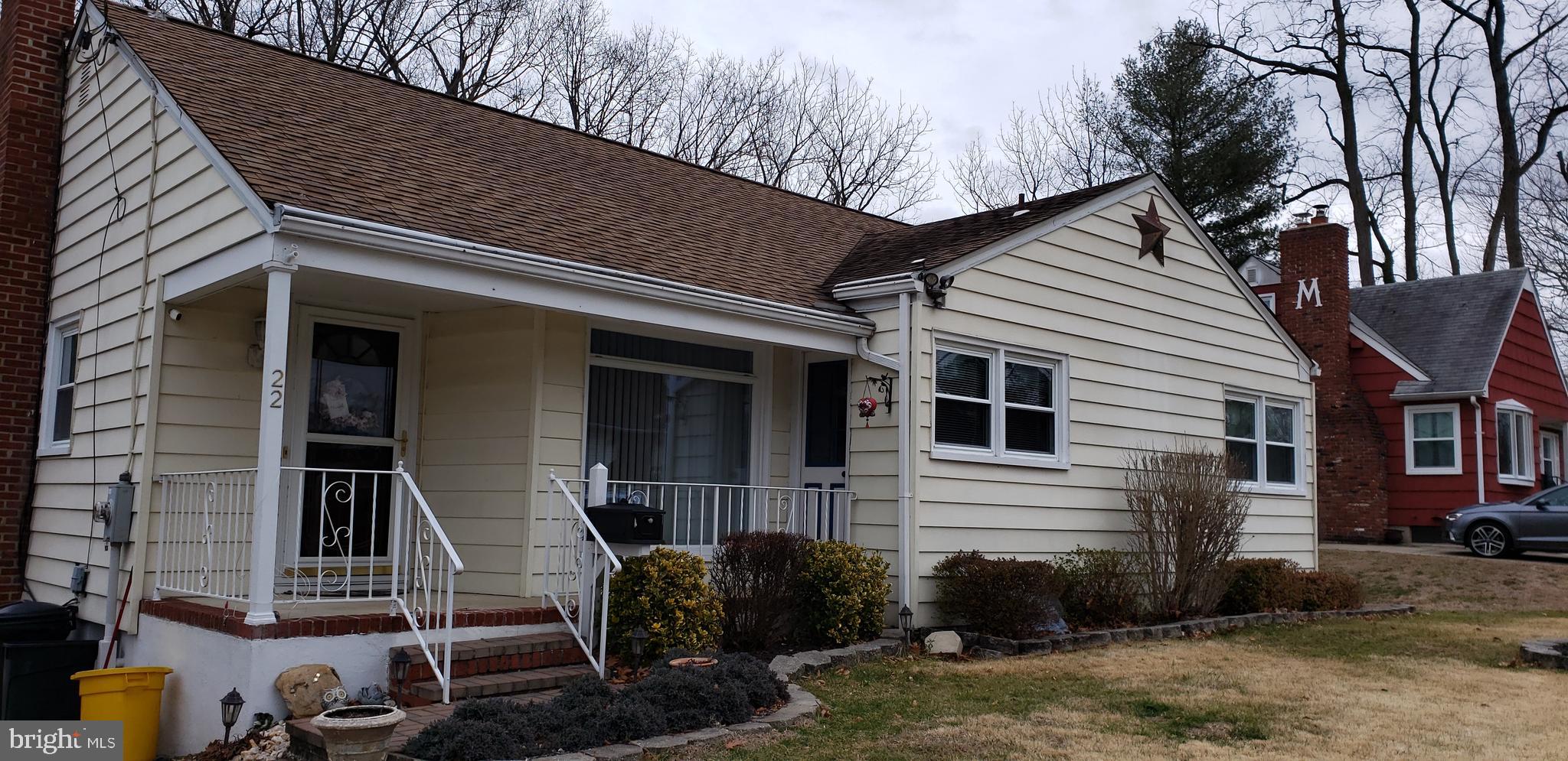 22 Middleton Drive Hamilton, NJ 08620 - Photo 2 of 27