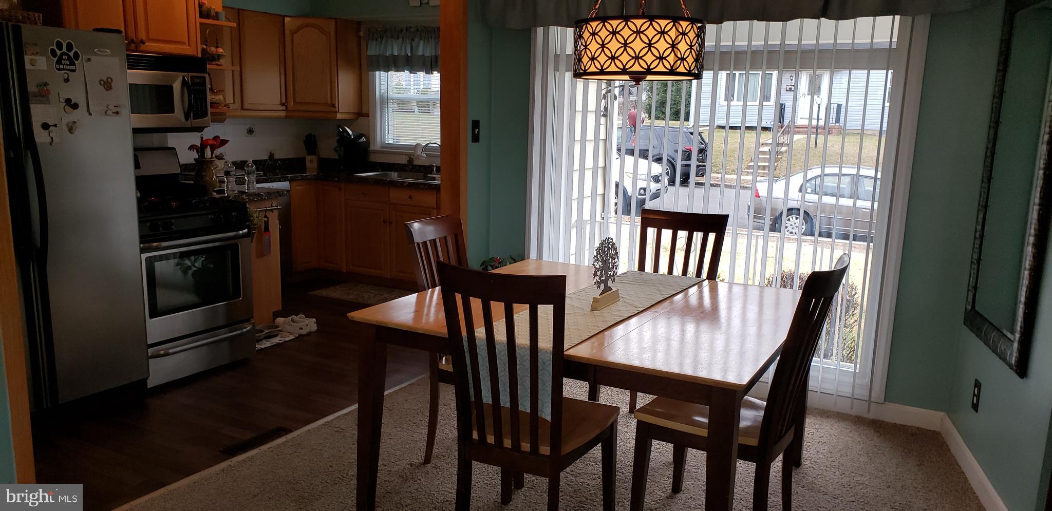22 Middleton Drive Hamilton, NJ 08620 - Photo 11 of 27 Dining Room