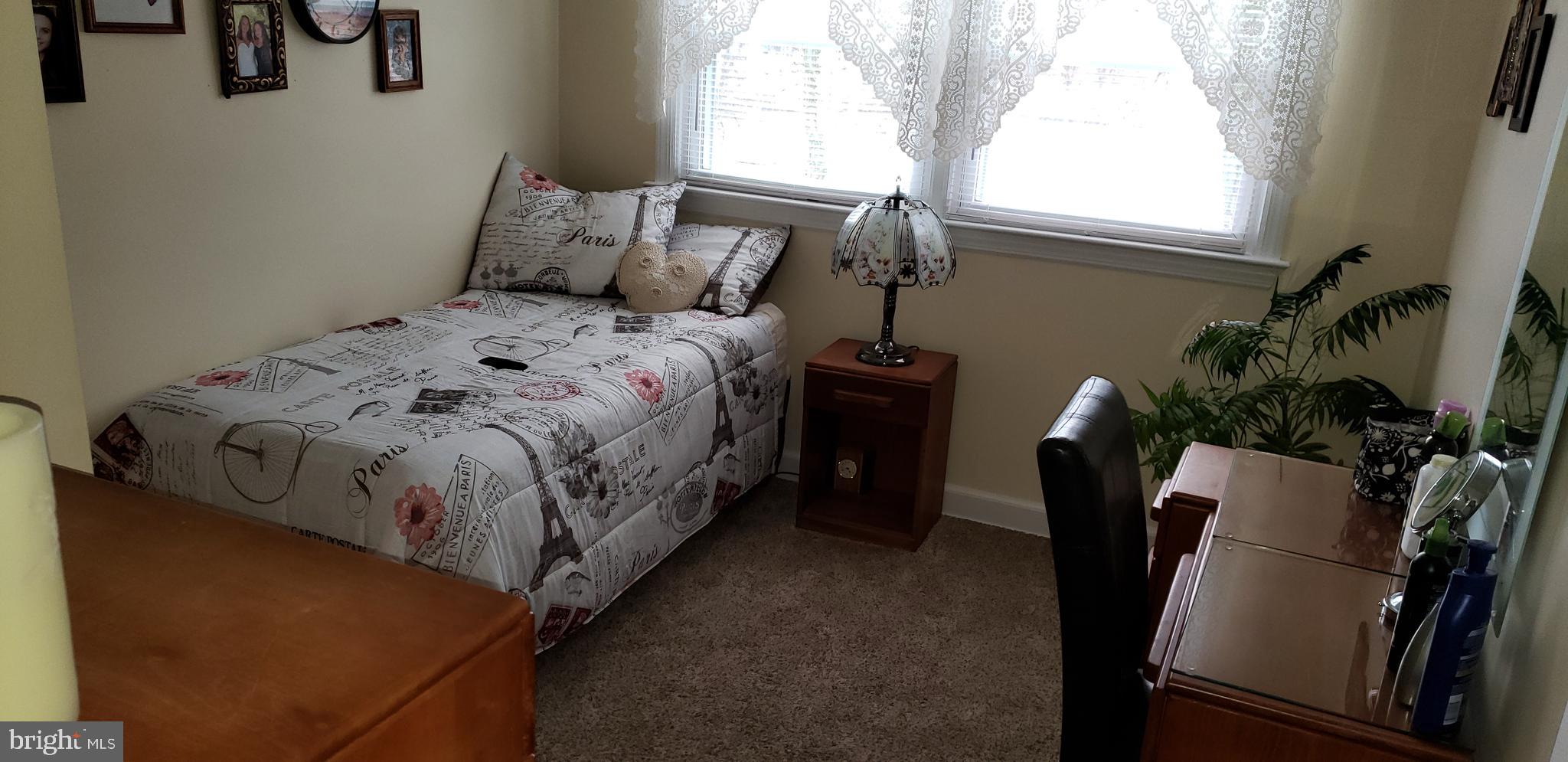 22 Middleton Drive Hamilton, NJ 08620 - Photo 14 of 27