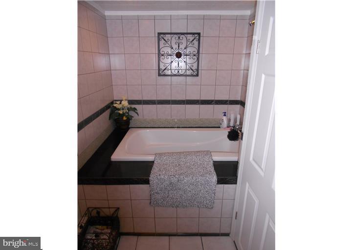 22 Middleton Drive Hamilton, NJ 08620 - Photo 21 of 27