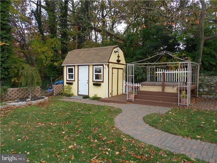 22 Middleton Drive Hamilton, NJ 08620 - Photo 26 of 27