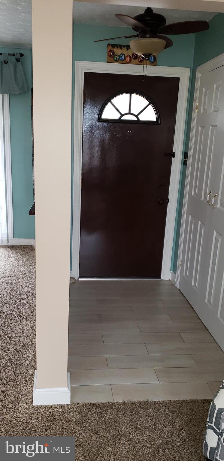 22 Middleton Drive Hamilton, NJ 08620 - Photo 4 of 27