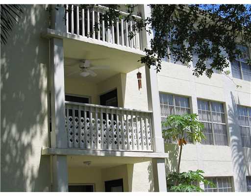 6323 La Costa Drive, Unit H Boca Raton, FL 33433 - Photo 12 of 17 Additional Photo