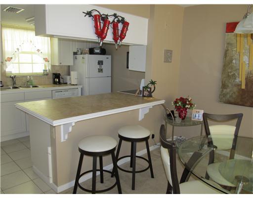 6323 La Costa Drive, Unit H Boca Raton, FL 33433 - Photo 5 of 17 Additional Photo