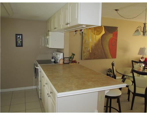 6323 La Costa Drive, Unit H Boca Raton, FL 33433 - Photo 6 of 17 Additional Photo