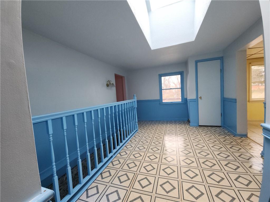 31 Wheatley Road Charleroi, PA 15022 - Photo 12 of 48 a view of an empty room and window