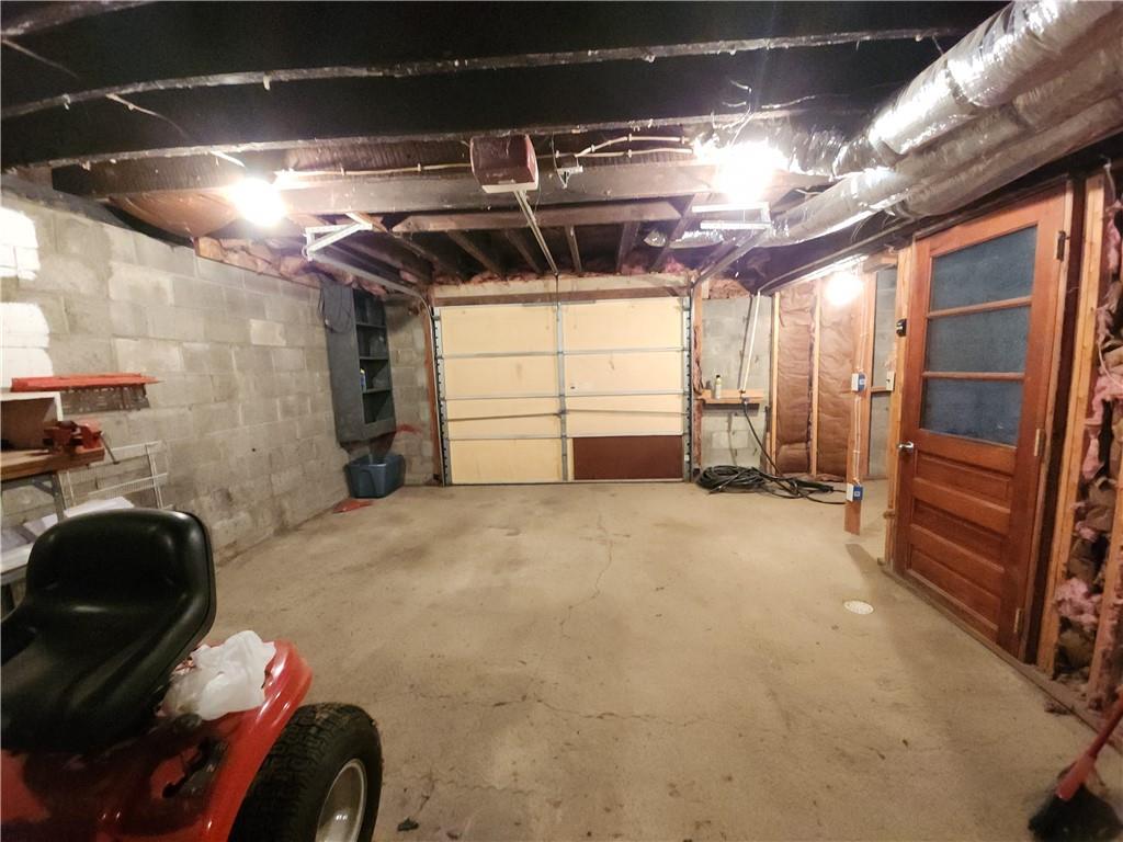 31 Wheatley Road Charleroi, PA 15022 - Photo 34 of 48 a view of garage