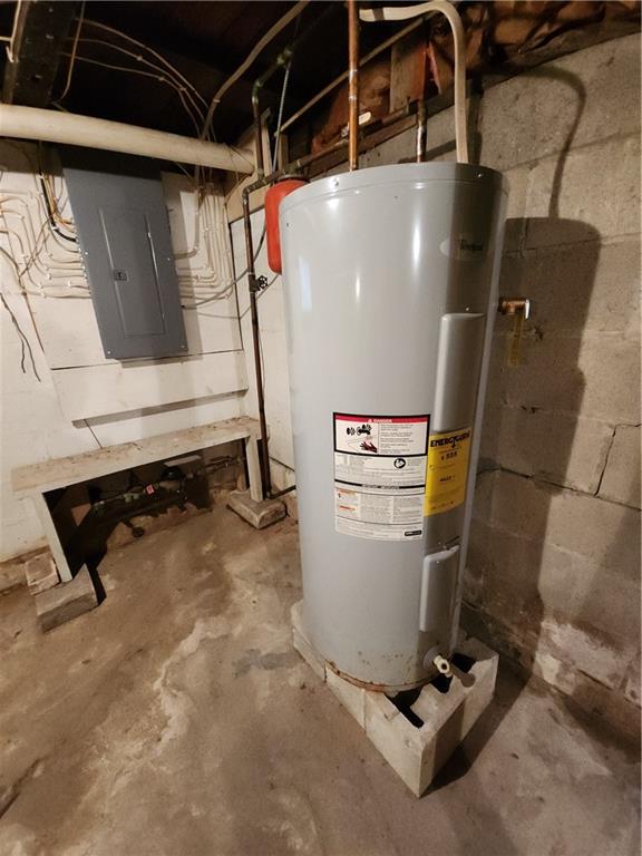 31 Wheatley Road Charleroi, PA 15022 - Photo 36 of 48 a view of storage and utility room