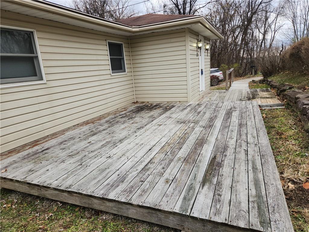 31 Wheatley Road Charleroi, PA 15022 - Photo 46 of 48 a backyard of a house