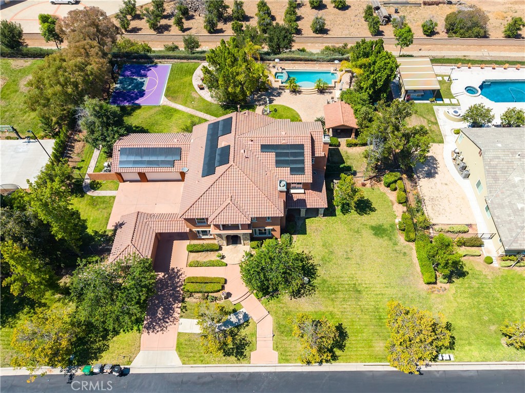 1055 Lowry Ranch Road Corona, CA 92881 - Photo 5 of 75