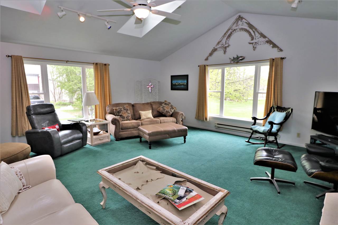 4854 Ahrens Road Pecatonica, IL 61063 - Photo 4 of 25 Gallery Image 4