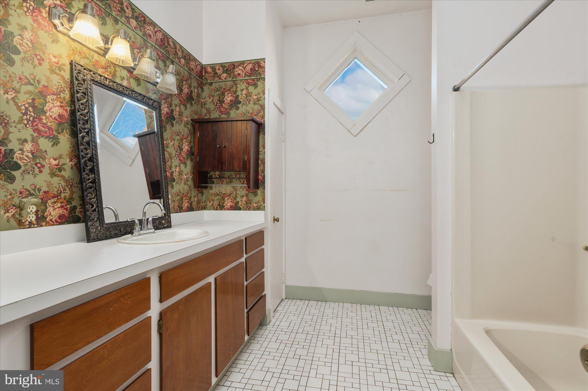 18935 Yellow Schoolhouse Road Bluemont, VA 20135 - Photo 21 of 74