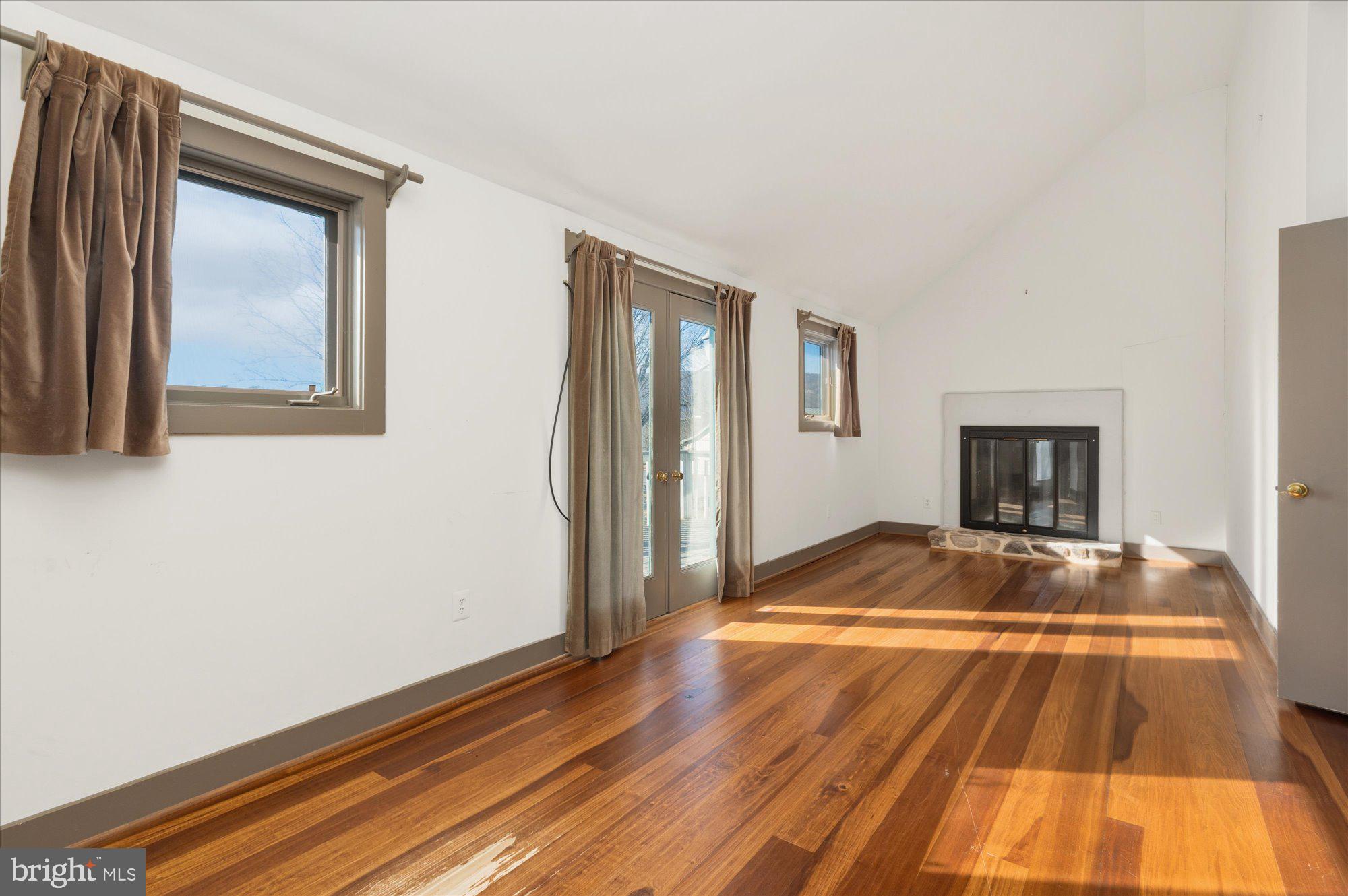 18935 Yellow Schoolhouse Road Bluemont, VA 20135 - Photo 22 of 74