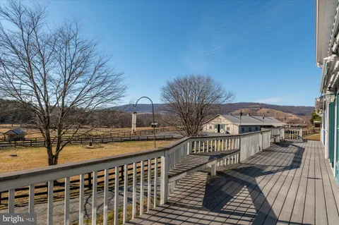 a view of outdoor space with city view