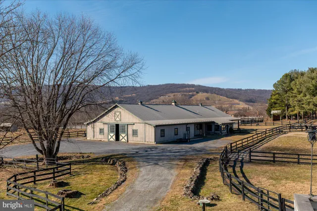 $1,650,000 | 18935 Yellow Schoolhouse Road, Bluemont, VA 20135