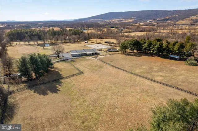 $1,650,000 | 18935 Yellow Schoolhouse Road, Bluemont, VA 20135
