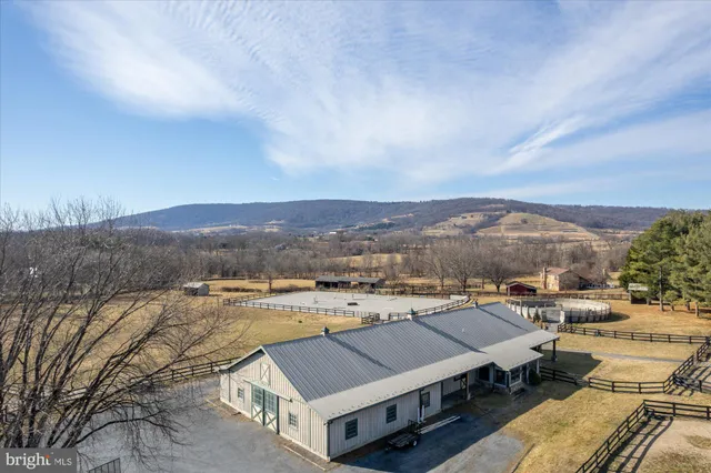 $1,650,000 | 18935 Yellow Schoolhouse Road, Bluemont, VA 20135