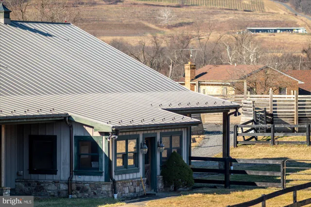 $1,650,000 | 18935 Yellow Schoolhouse Road, Bluemont, VA 20135