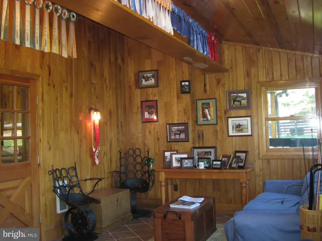 $1,650,000 | 18935 Yellow Schoolhouse Road, Bluemont, VA 20135