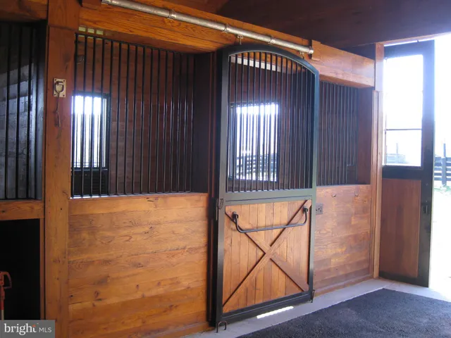 $1,650,000 | 18935 Yellow Schoolhouse Road, Bluemont, VA 20135