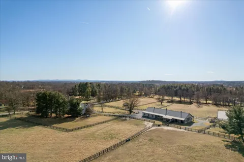 $1,650,000 | 18935 Yellow Schoolhouse Road, Bluemont, VA 20135