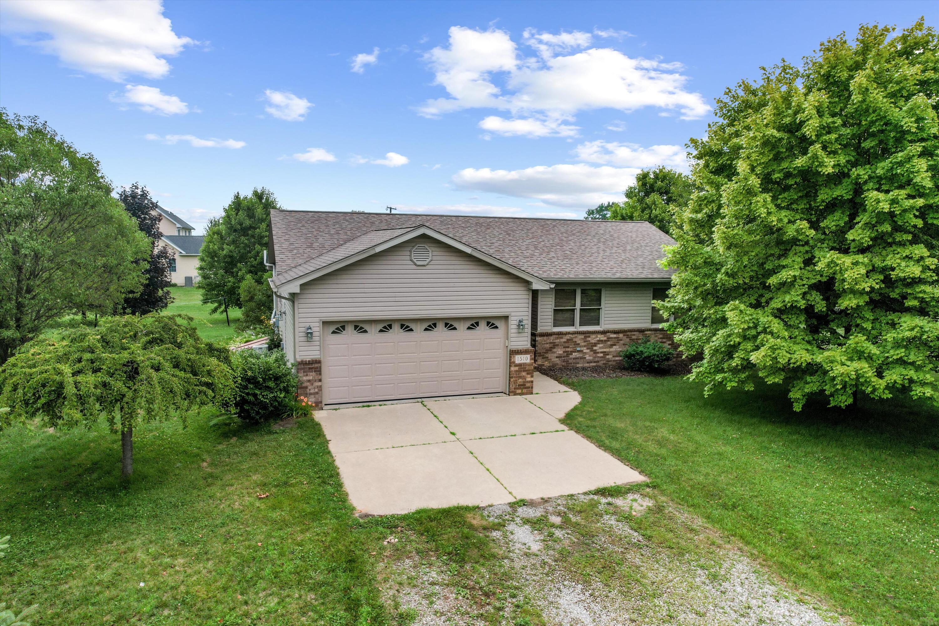 1510 Muehleisen Road Monroe, MI 48162 - Photo 3 of 67 15-DJI_0651