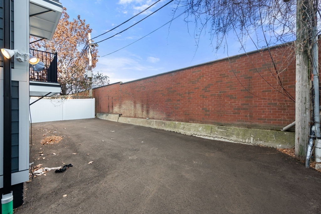 9 Sydney Street, Unit 202 Boston, MA 02125 - Photo 20 of 22