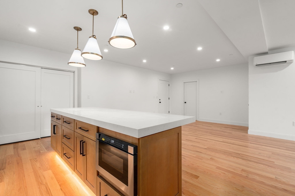 9 Sydney Street, Unit 202 Boston, MA 02125 - Photo 4 of 22