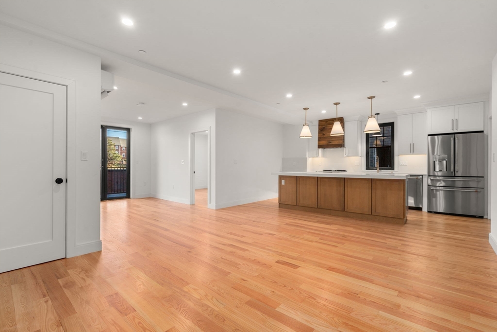 9 Sydney Street, Unit 202 Boston, MA 02125 - Photo 5 of 22