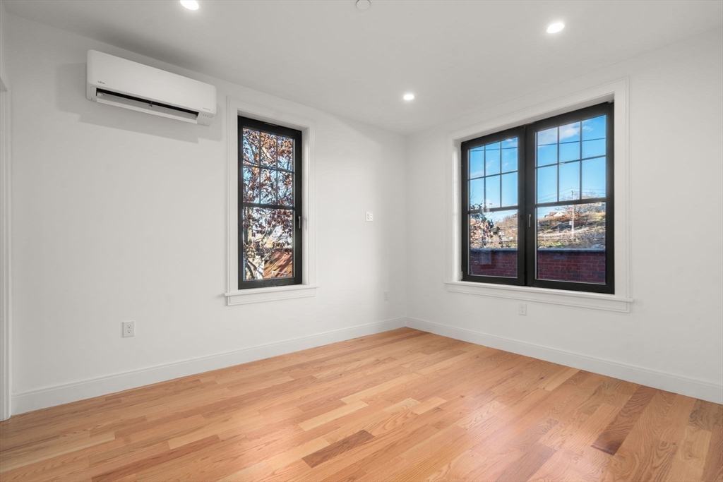 9 Sydney Street, Unit 202 Boston, MA 02125 - Photo 9 of 22