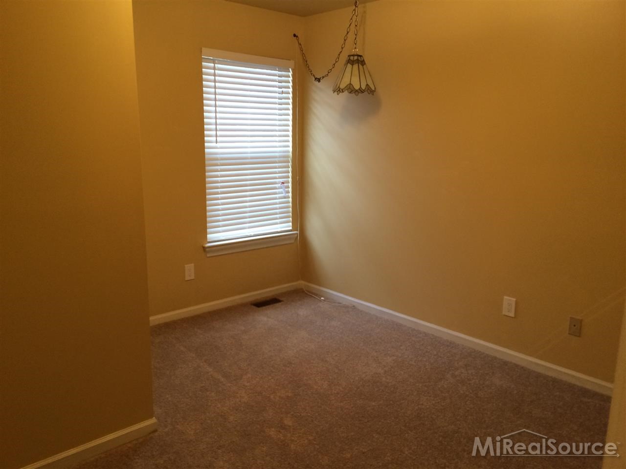 936 Miller Road Lake Orion, MI 48362 - Photo 13 of 26 Gallery Image 13