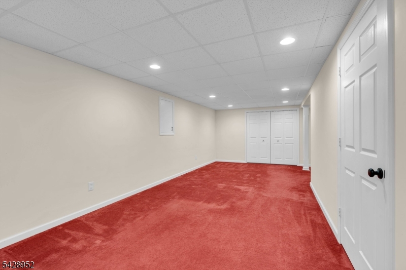 4 Leigh Road Hillsborough, NJ 08844 - Photo 39 of 50