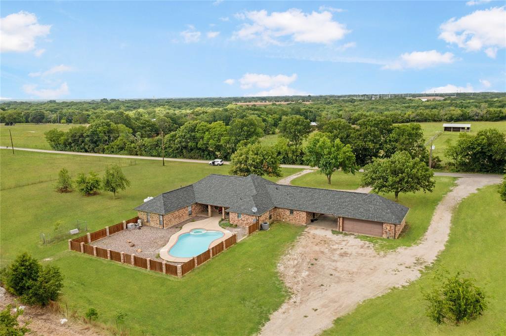 241 High Rdg Drive New Hope, TX 75071 - Photo 4 of 20 an aerial view of a house with a garden