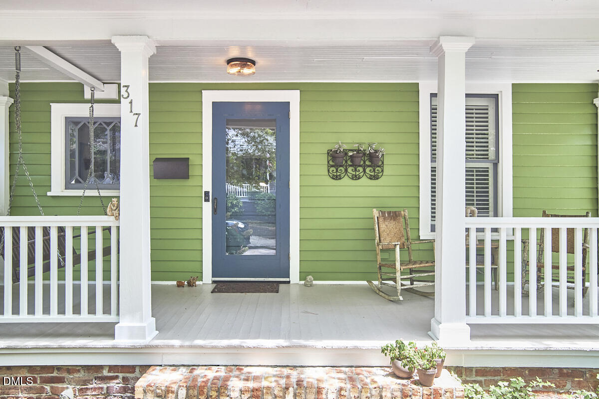 317 Pell Street Raleigh, NC 27604 - Photo 4 of 50