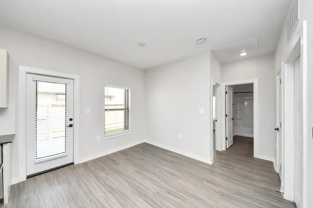 $1,529 | 7711 Longmire Road, Unit 46, Conroe, TX 77304