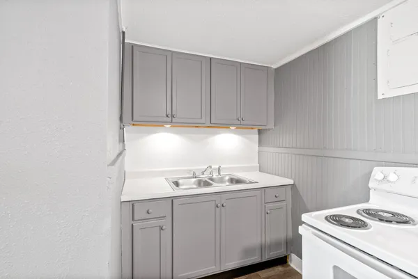 $695 | 420 Lafayette Road, Unit B, Clarksville, TN 37042