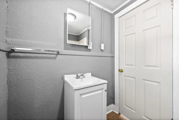 $695 | 420 Lafayette Road, Unit B, Clarksville, TN 37042