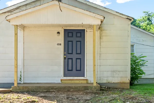 $695 | 420 Lafayette Road, Unit B, Clarksville, TN 37042