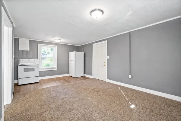 $695 | 420 Lafayette Road, Unit B, Clarksville, TN 37042