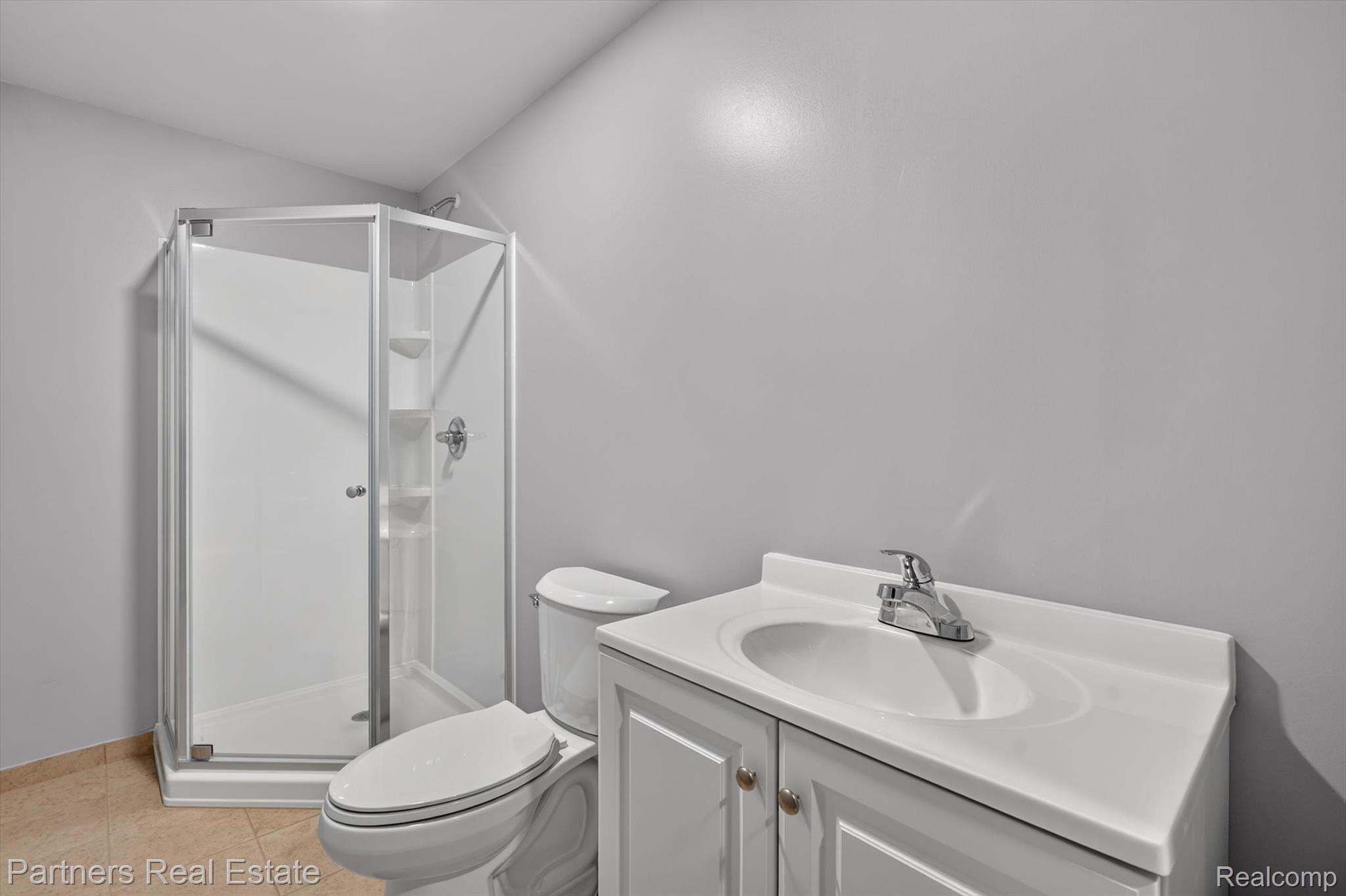 5127 East Clyde Road Howell, MI 48855 - Photo 48 of 60 46-5127-E-Clyde-Rd-WindowStill-Photography.jpg