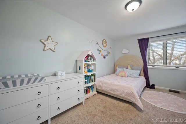 $537,000 | 1318 Fairfield Way, North Aurora, IL 60542