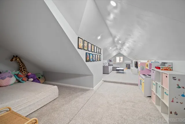 $537,000 | 1318 Fairfield Way, North Aurora, IL 60542