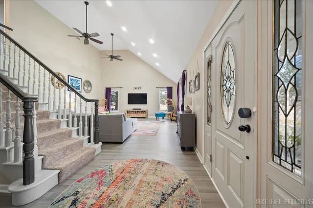 $537,000 | 1318 Fairfield Way, North Aurora, IL 60542