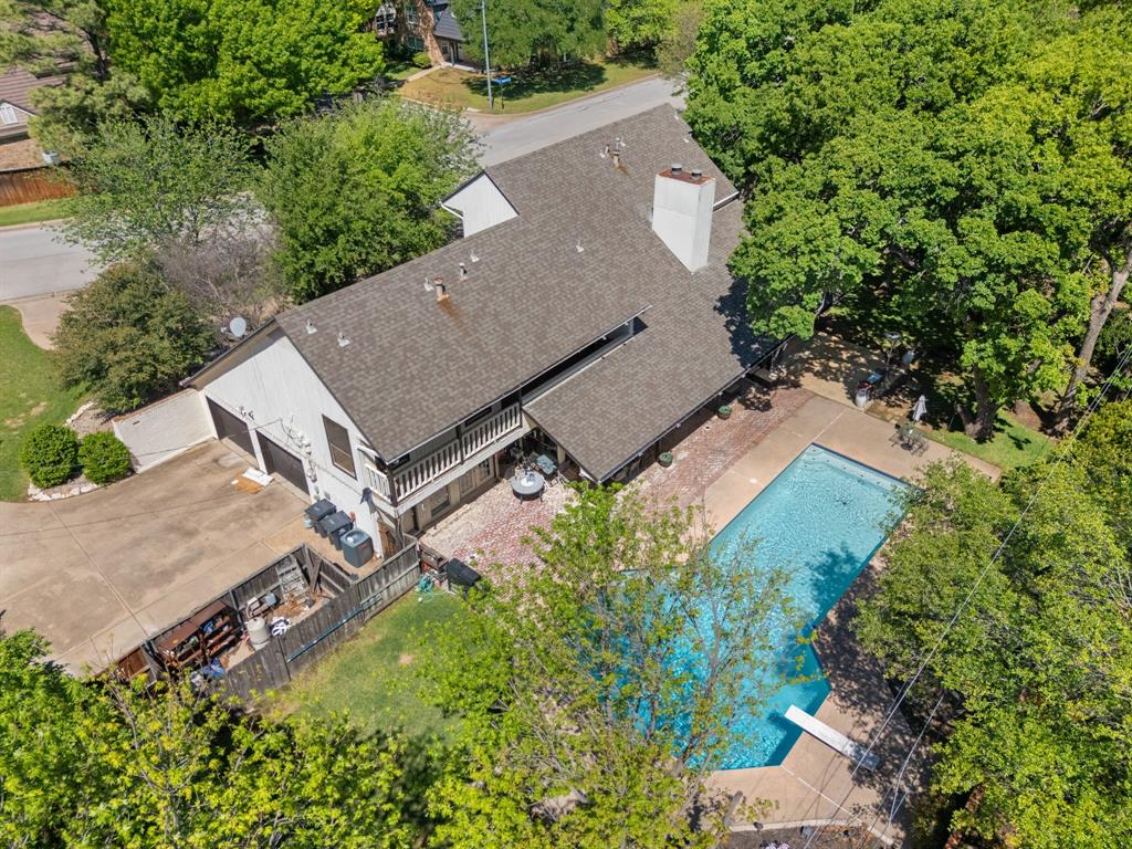 5107 Racquet Club Drive Arlington, TX 76017 - Photo 37 of 40 an aerial view of a house