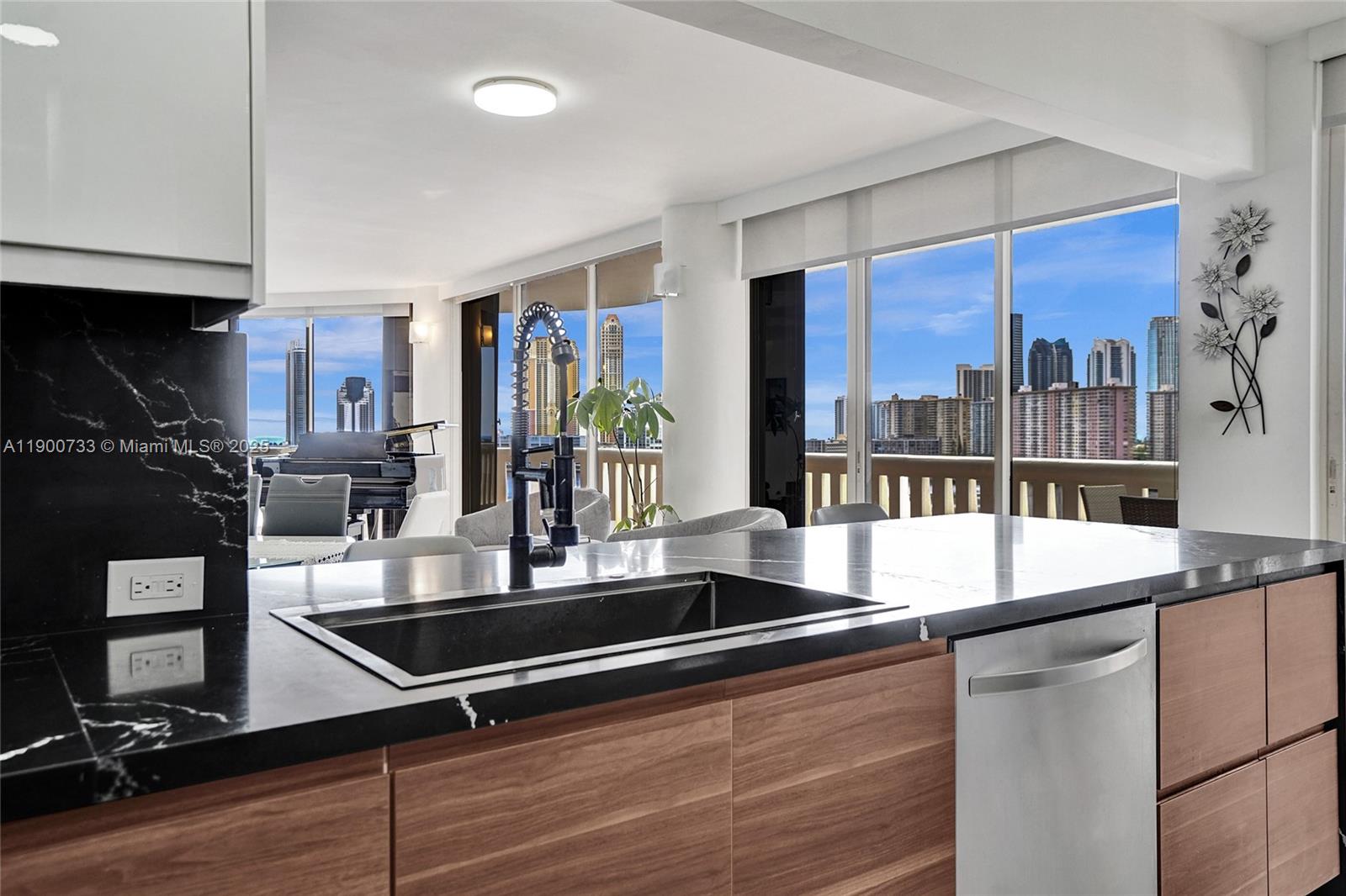 3000 Island Boulevard, Unit 1106 Aventura, FL 33160 - Photo 28 of 71